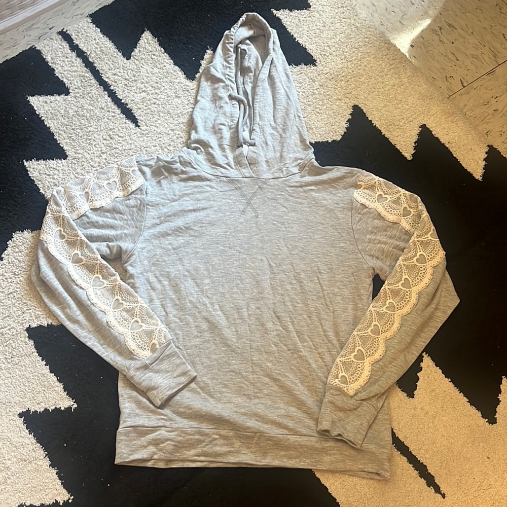 Anthropologie Flora Nikrooz Lounge Hoodie with Lace Size Small SUPER SOFT